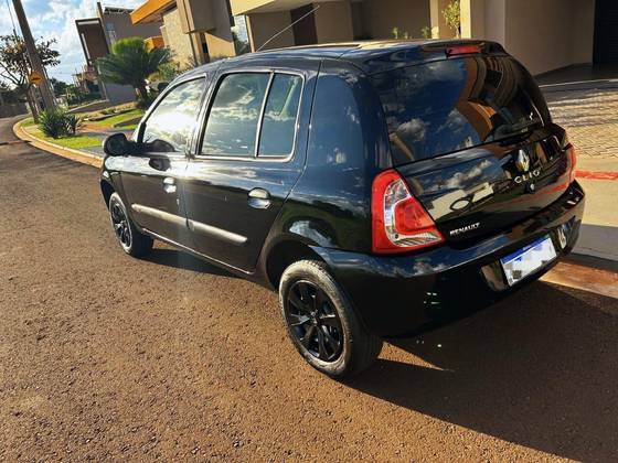 RENAULT CLIO 1.0 EXPRESSION 16V FLEX 4P MANUAL RENAULT CLIO 1.0 EXPRESSION 16V FLEX 4P MANUAL